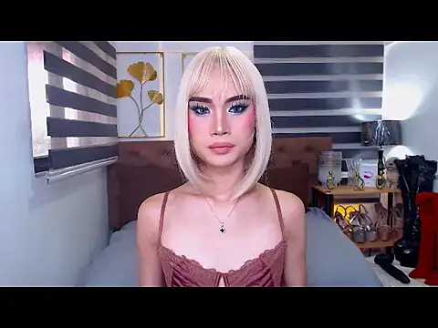 JuicyCockThea online show from 2, 7, 2026