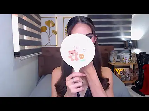 JuicyCockThea online show from 14, 7, 2026