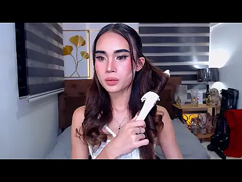 JuicyCockThea online show from 28, 7, 2026