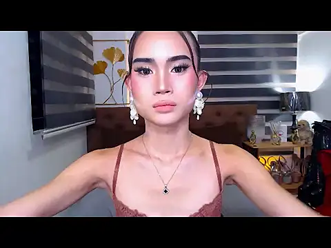 JuicyCockThea online show from 29, 7, 2026