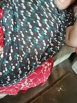 Snapshot of Simran_008 chatting on 3, 7, 2026 Simran 008 online show from 3, 7, 2026
