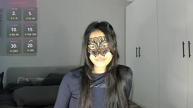 HelenBlazeTrt online show from 5, 7, 2026