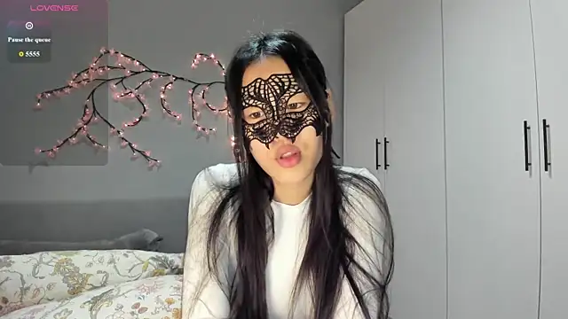 HelenBlazeTrt online show from 8, 8, 2026