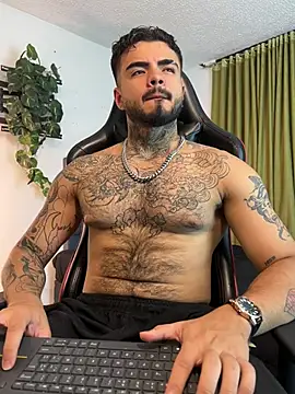 Benjii Carter1 online show from 25, 6, 2026