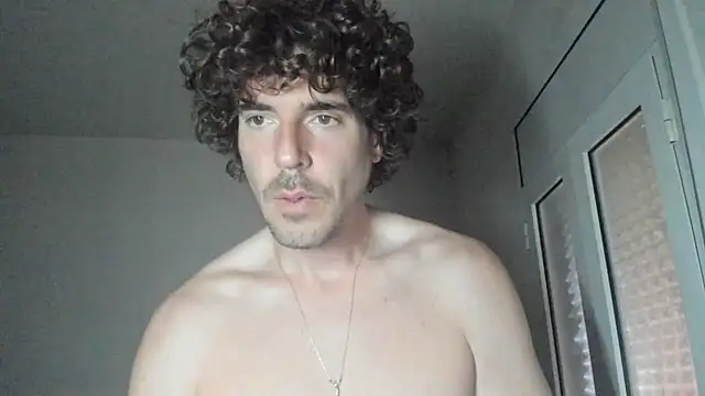 Snapshot of joaquin420_hot chatting on 10, 3, 2026 joaquin420 hot online show from 10, 3, 2026