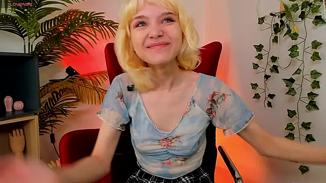 Snapshot of wow_angel chatting on 2, 3, 2026 wow angel online show from 2, 3, 2026