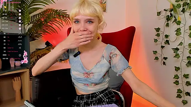 Snapshot of wow_angel chatting on 2, 3, 2026 wow angel online show from 2, 3, 2026