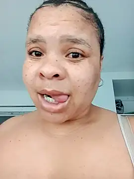 Sweet-Bella17 online show from 4, 7, 2026