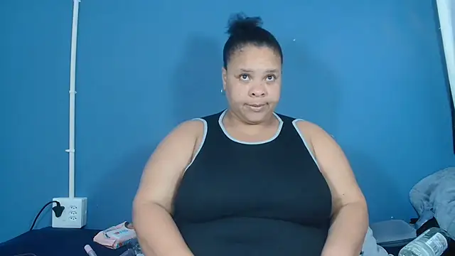 Sweet-Bella17 online show from 3, 8, 2026