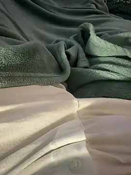 Snapshot of Thomascrtz chatting on 18, 3, 2026 Thomascrtz online show from 18, 3, 2026