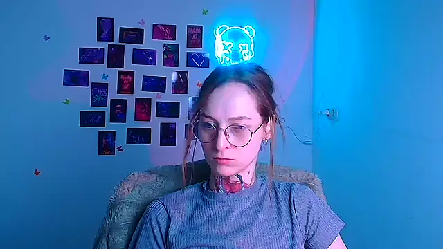 Snapshot of Esmi_Winter chatting on 11, 3, 2026 Esmi Winter online show from 11, 3, 2026