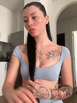 Karmenlovex online show from 2, 5, 2026