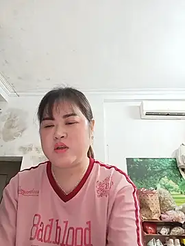 Snapshot of Kee-kimlee chatting on 14, 6, 2026 Kee-kimlee online show from 14, 6, 2026