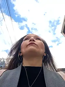 Alexamontiel  online show from 30, 4, 2026