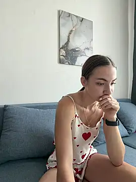  Patricia P online show from 4, 8, 2026