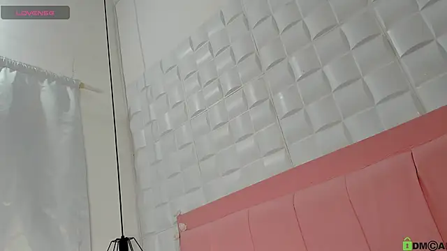  Victoria milf  online show from 25, 4, 2026