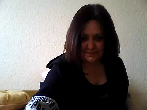 Snapshot of LockyCharm111 chatting on 19, 3, 2026 LockyCharm111 online show from 19, 3, 2026