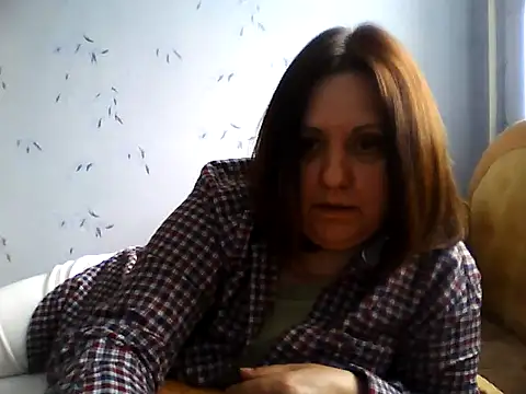 LockyCharm111 online show from 30, 4, 2026