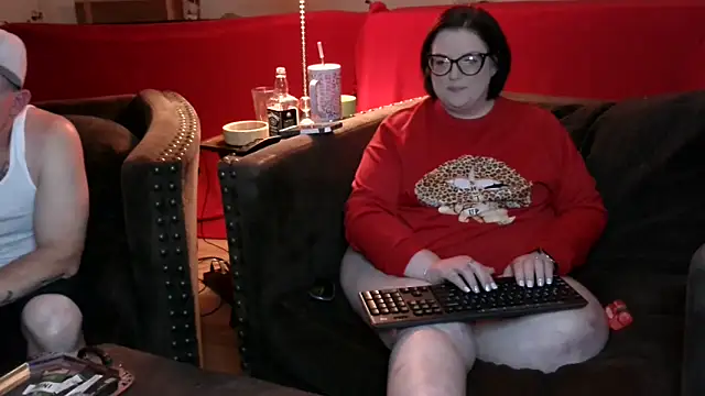 FreaksOffALeash3261 online show from 21, 2, 2026