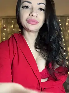 Layana Ro online show from 4, 3, 2026