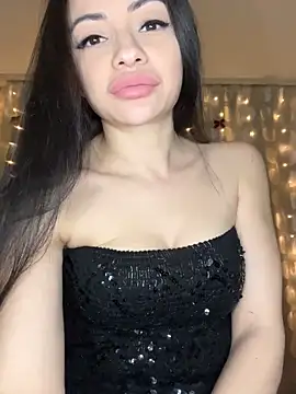 Layana Ro online show from 7, 3, 2026