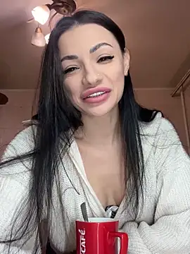 Layana Ro online show from 11, 3, 2026