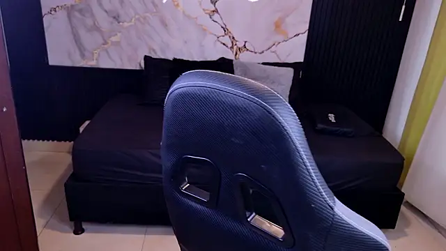 Sophie19   online show from 19, 2, 2026