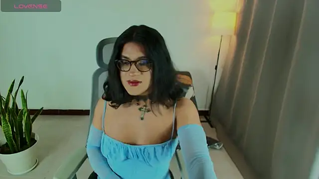 Snapshot of succubus_Vitta chatting on 9, 7, 2026 succubus Vitta online show from 9, 7, 2026