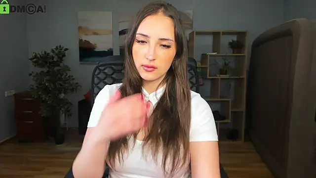 Effy Royse online show from 24, 6, 2026