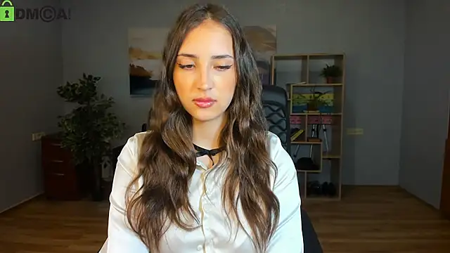 Effy Royse online show from 21, 7, 2026