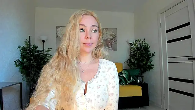 caty kiss online show from 25, 5, 2026