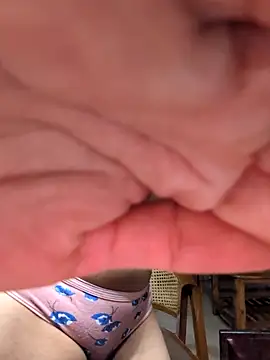 Snapshot of sexysilmy chatting on 17, 3, 2026 sexysilmy online show from 17, 3, 2026