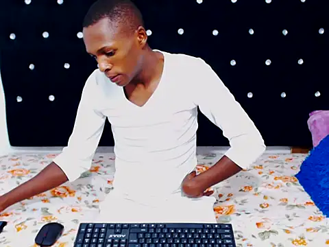 Snapshot of NtandoXx chatting on 6, 3, 2026 NtandoXx online show from 6, 3, 2026