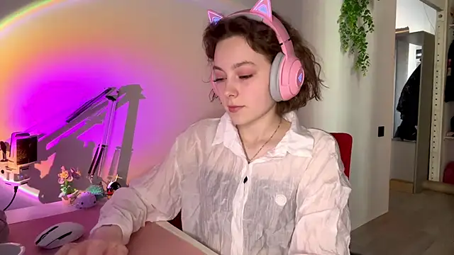 SlunkRear online show from 10, 2, 2026