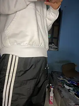 Snapshot of mondacuo3000 chatting on 9, 3, 2026 mondacuo3000 online show from 9, 3, 2026