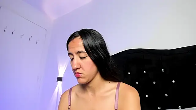 gisell antonella online show from 7, 5, 2026
