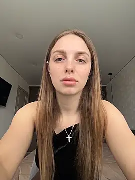  julia wonderful  online show from 26, 2, 2026