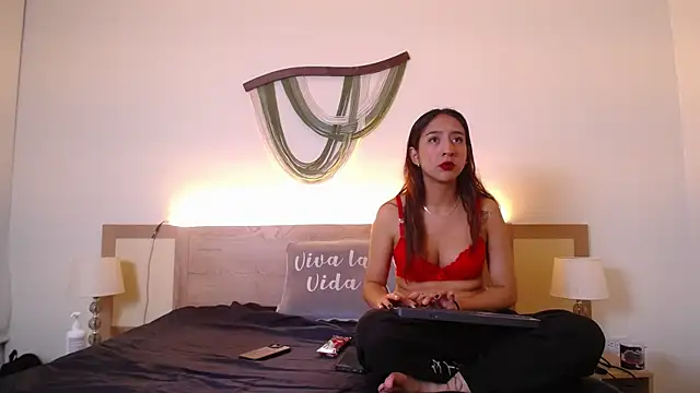Gaia n Nix online show from 29, 4, 2026