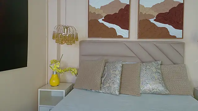 Hana Stone online show from 22, 3, 2026