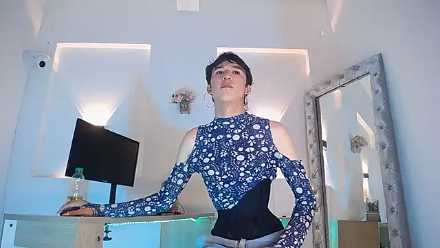 jullian ricci online show from 13, 5, 2026