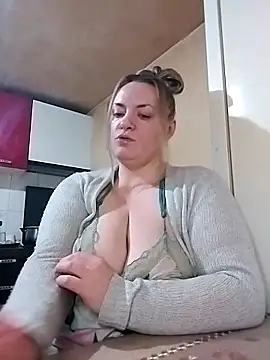 HotStepmommy4 online show from 12, 3, 2026