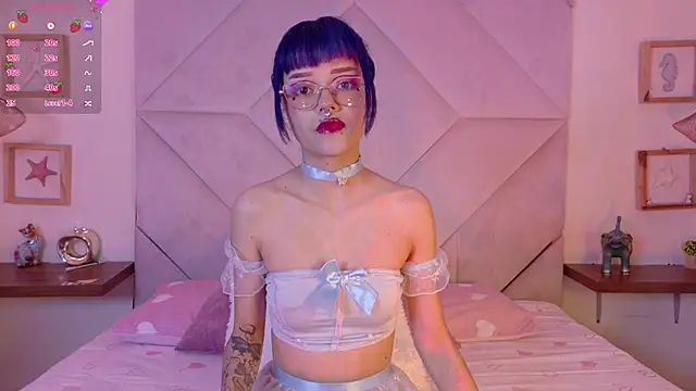 Snapshot of Sateh_and_Hikary chatting on 6, 3, 2026 Sateh and Hikary online show from 6, 3, 2026