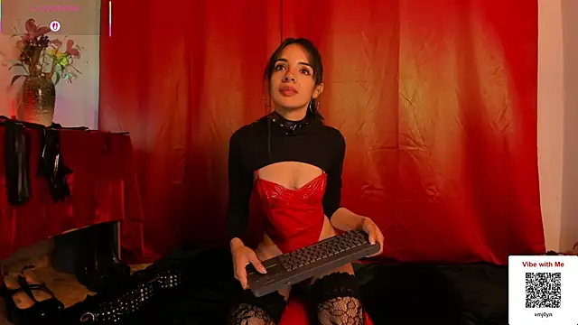 lilyruso online show from 27, 4, 2026