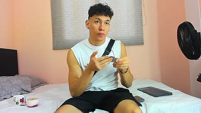 Snapshot of Muscle__Myke chatting on 27, 2, 2026 Muscle Myke online show from 27, 2, 2026