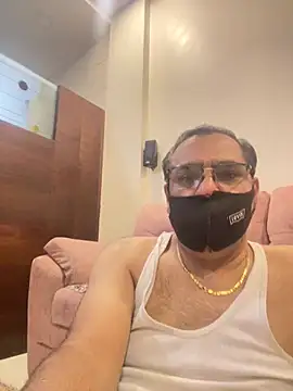 maleattention online show from 29, 4, 2026