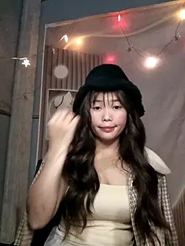 Snapshot of Girl-crazy1 chatting on 23, 2, 2026 Girl-crazy1 online show from 23, 2, 2026