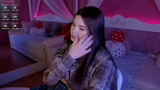 Snapshot of BonieSmith chatting on 4, 3, 2026 BonieSmith online show from 4, 3, 2026