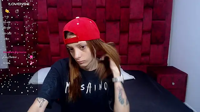 Snapshot of barby_jones25 chatting on 8, 7, 2026 barby jones25 online show from 8, 7, 2026