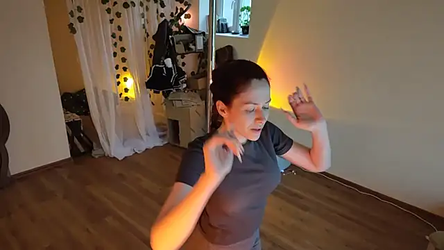 Snapshot of Kamila_Moore_ chatting on 19, 3, 2026 Kamila Moore online show from 19, 3, 2026