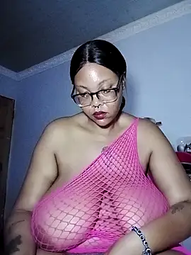 ShantelBootyBoobs online show from 15, 3, 2026